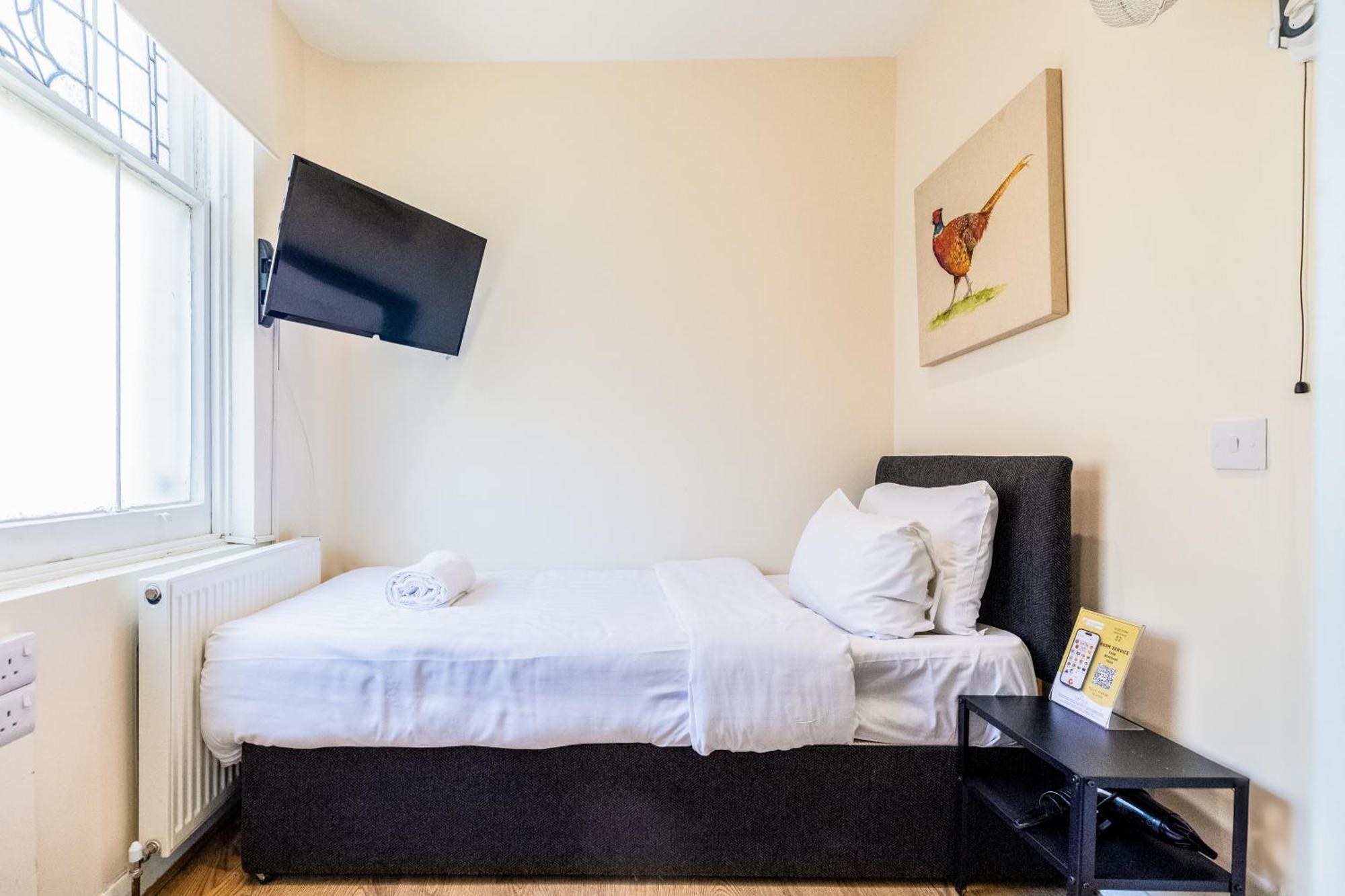 The Chapter Hotels - Hyde Park London Room photo