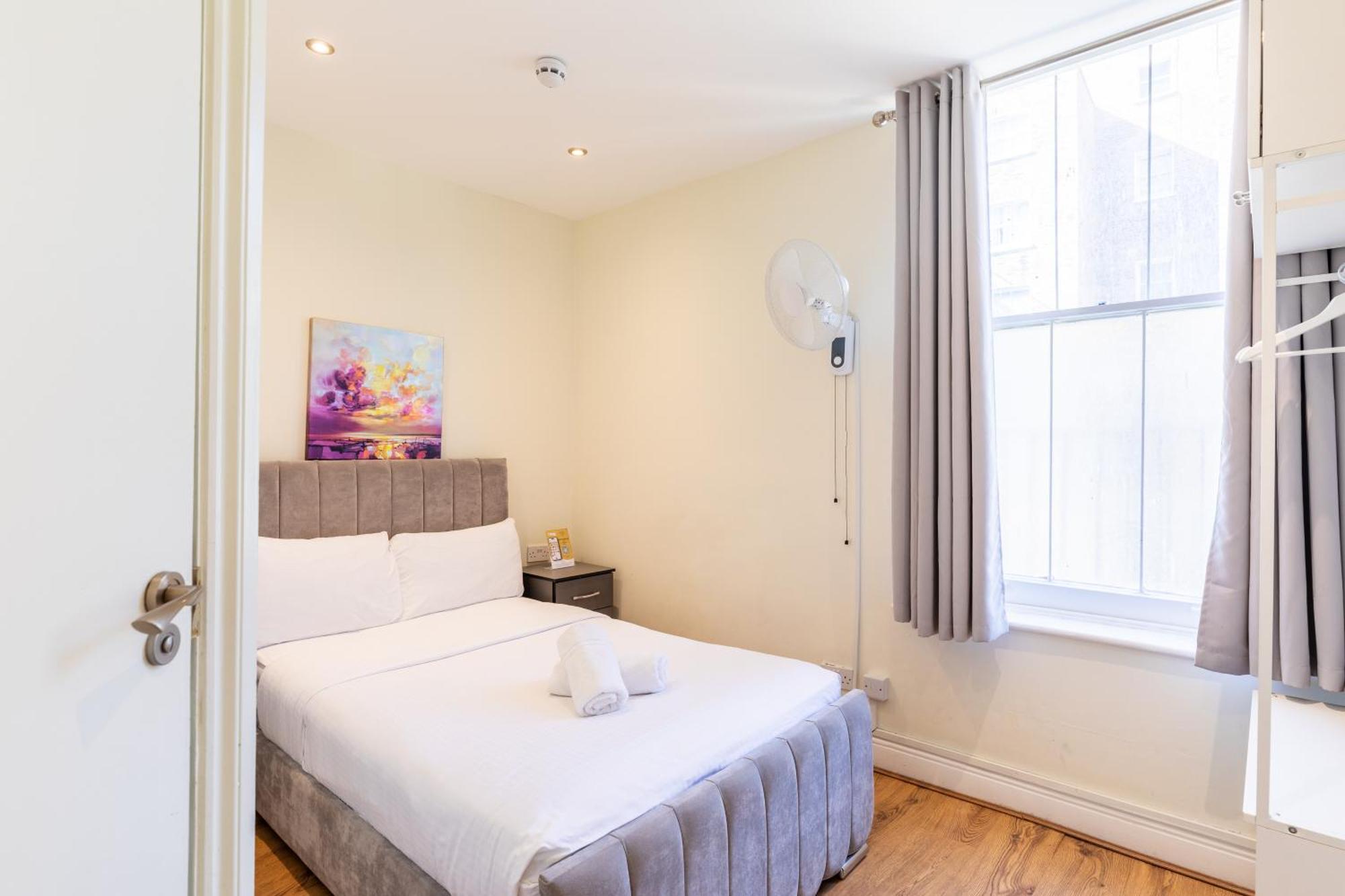 The Chapter Hotels - Hyde Park London Room photo